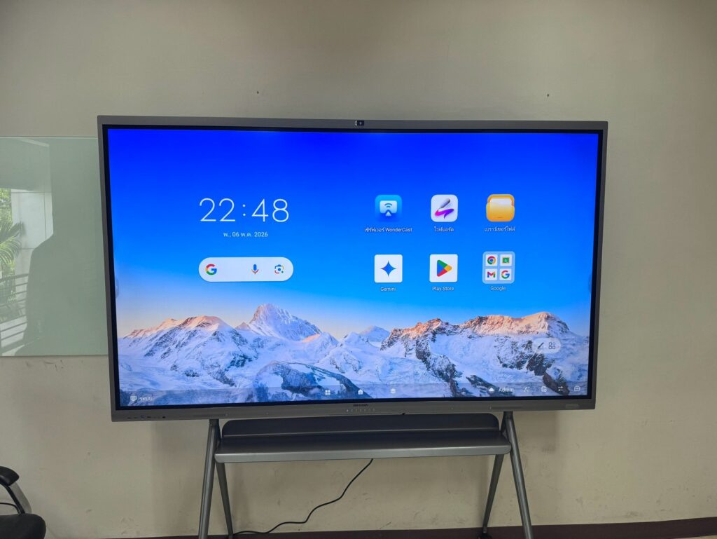 จอ Hikvision Interactive 86 นิ้ว ที่ KMUTNB