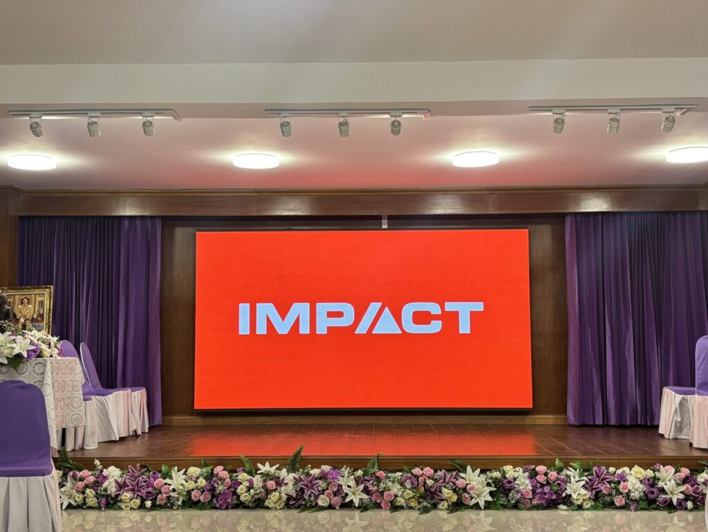จอ LED Indoor แสดงภาพบนเวที โรงเรียนสารภี